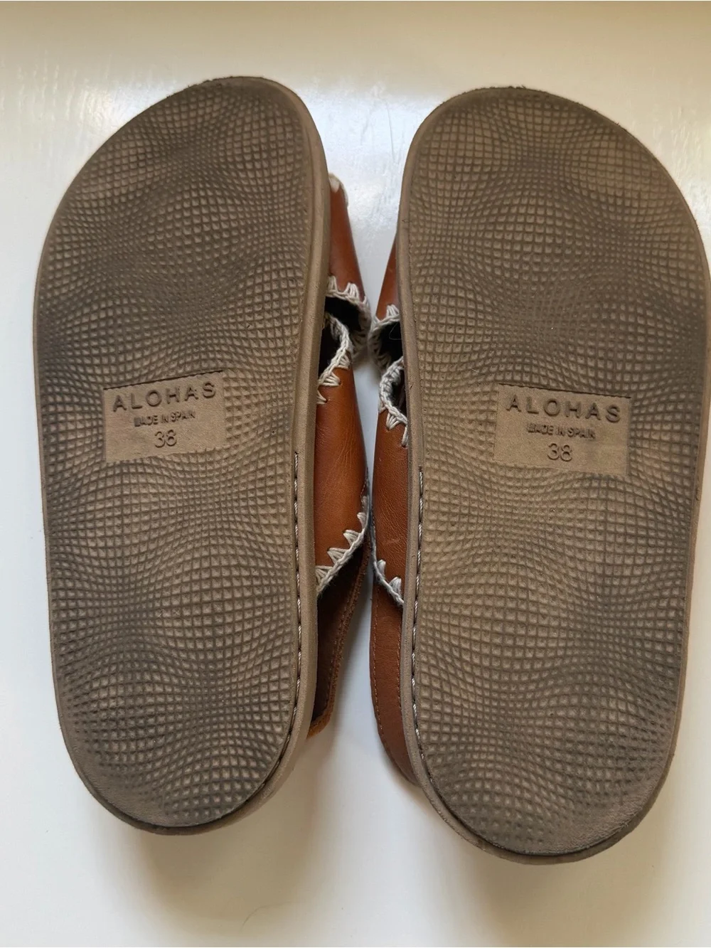 Alohas Marshmallow Leather Sandals Slingback Tan Size 7.5 Comfort